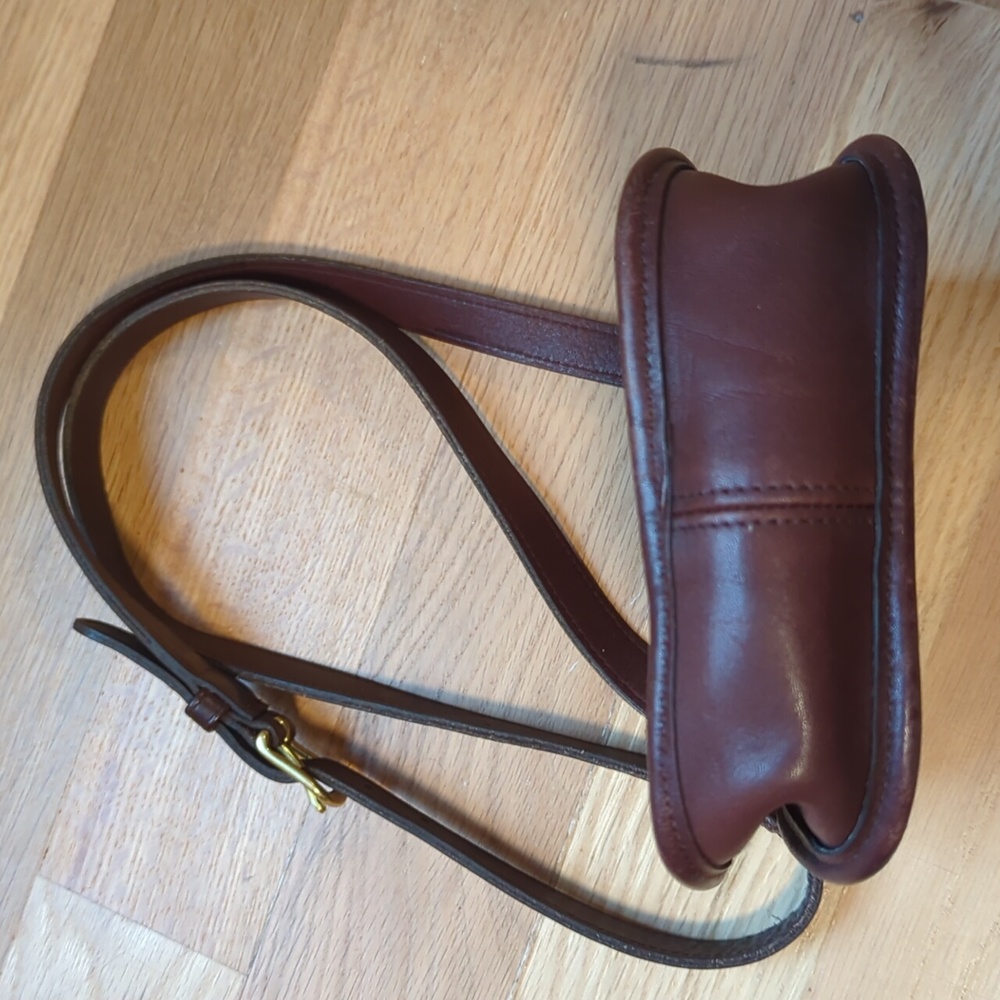 Vintage Coach Bag - Picture 5 of 8